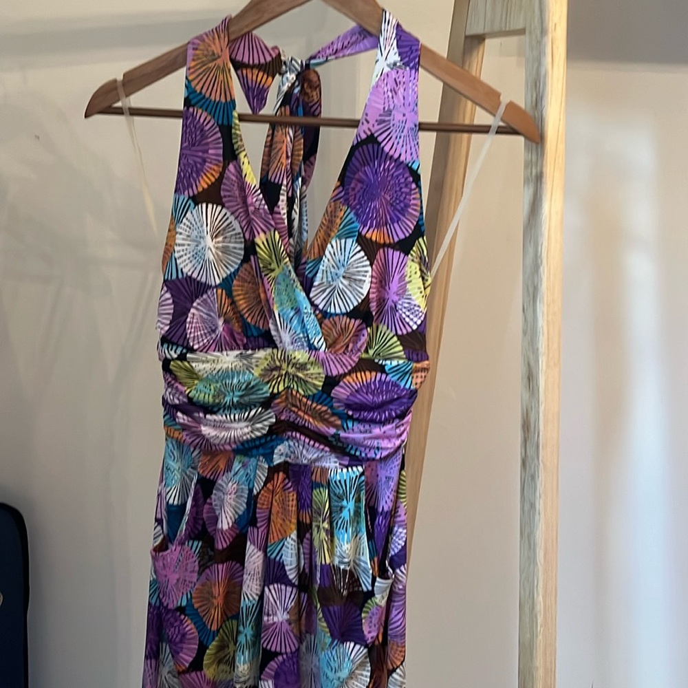 Gorgeous colourful mini dress- open back
